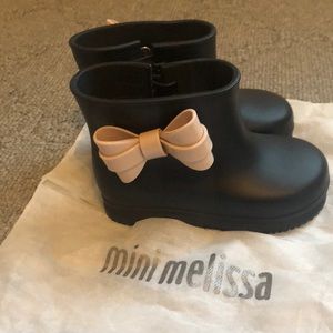 Mini Melissa rain booties ☔️